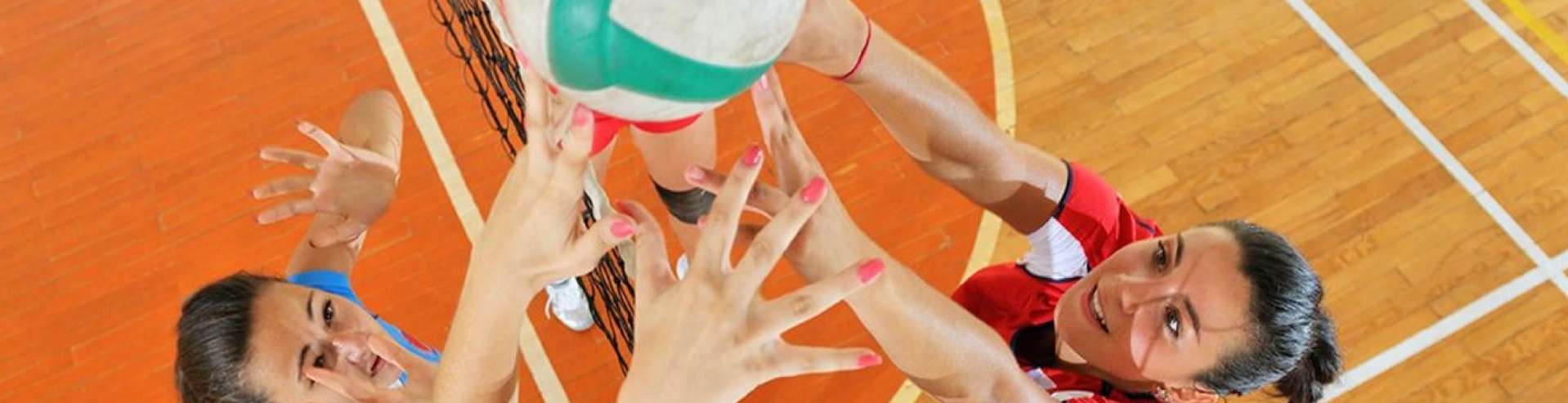 GIRLS VOLLEYBALL LESSONS